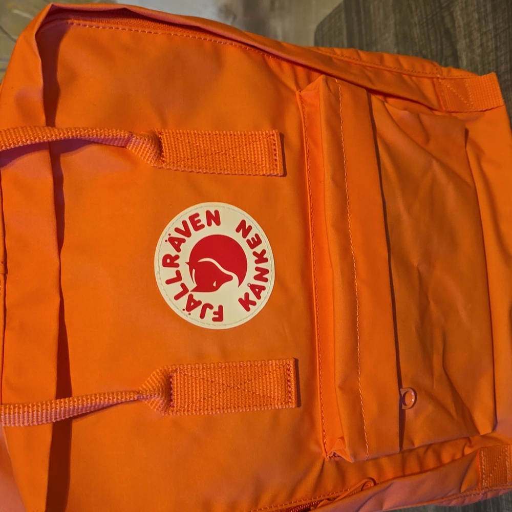 🆕Kånken Orange Backpack - Picture 2 of 5